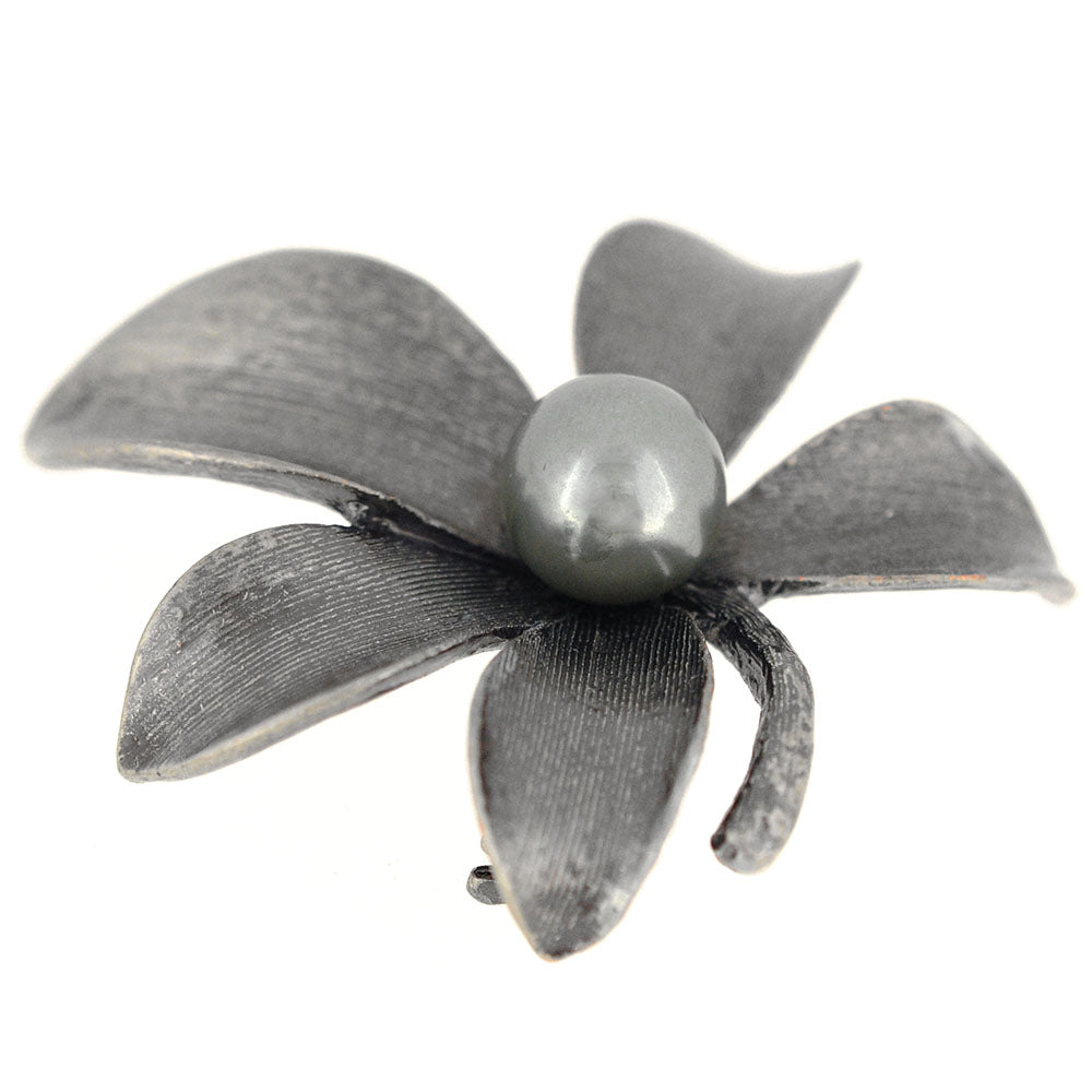 Black Vintage Style Lucky Flower Pin Brooch